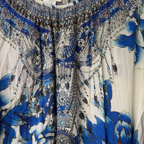 Camilla Blue and White Floral Blouse - Picture 2 of 9